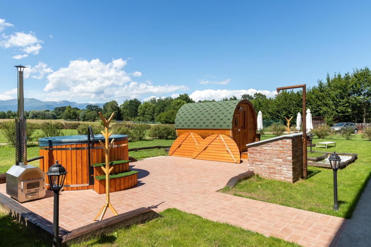 Relais Bella Rosina Pool & Spa La Cassa Εξωτερικό φωτογραφία