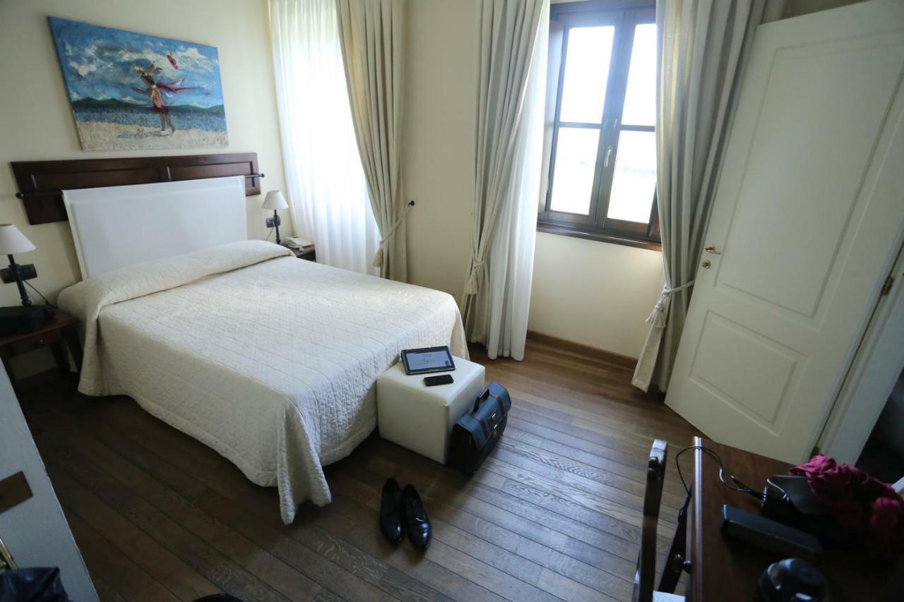 Relais Bella Rosina Pool & Spa La Cassa Εξωτερικό φωτογραφία