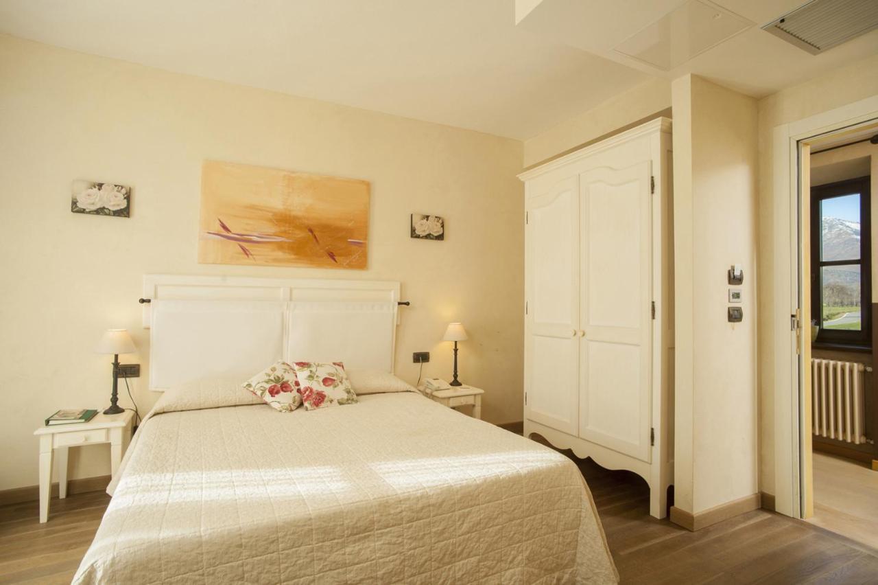 Relais Bella Rosina Pool & Spa La Cassa Δωμάτιο φωτογραφία